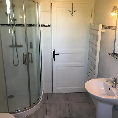 Chez Irene Bed & Breakfast *