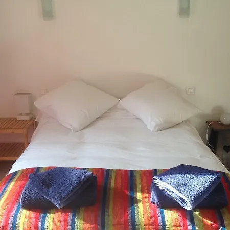 Chez Irene Bed & Breakfast Saint-Quentin-la-Tour